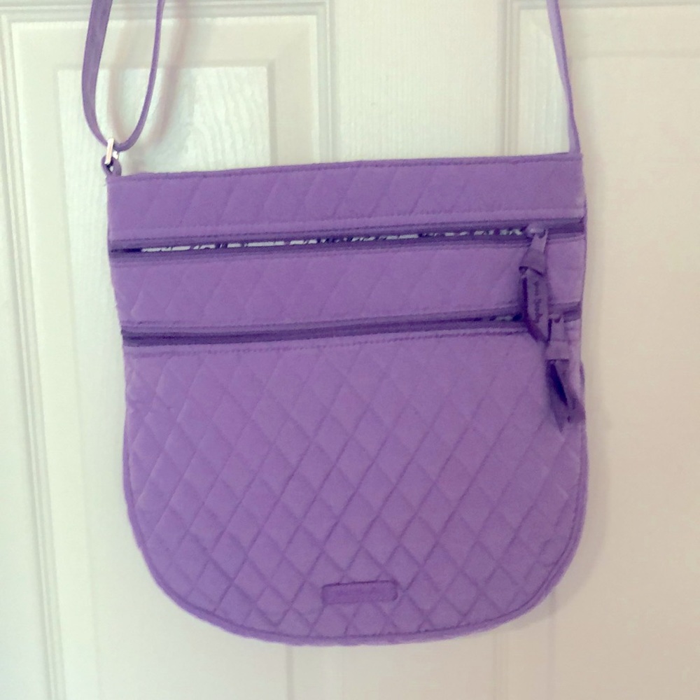 Vera Bradley Triple zip hipster EUC Mokura orchid